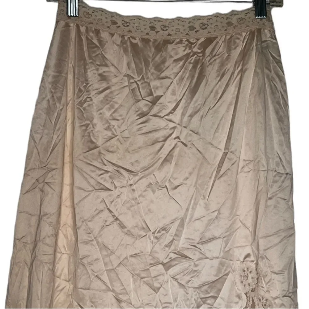 Vintage Vassarette‎ Slip